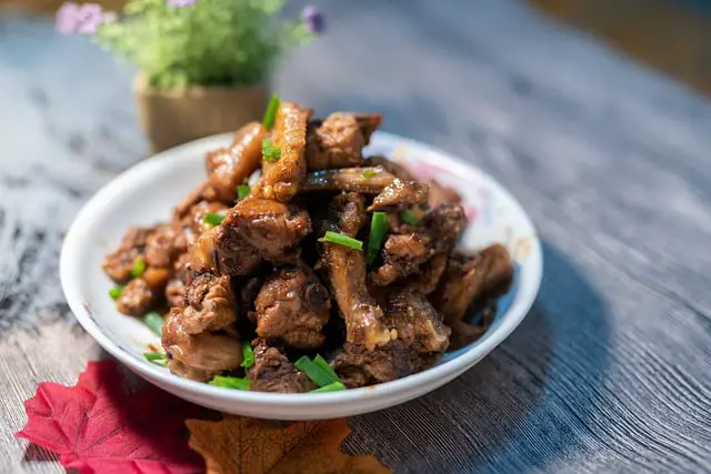 frango cantonês, Comida chinesa frango estilo cantonês