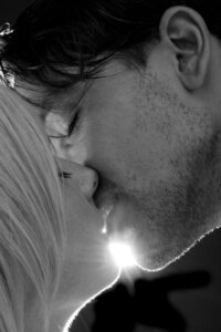 Soñar Con Cuñada Haciendo El Amor O Cuñado Besándote Blog